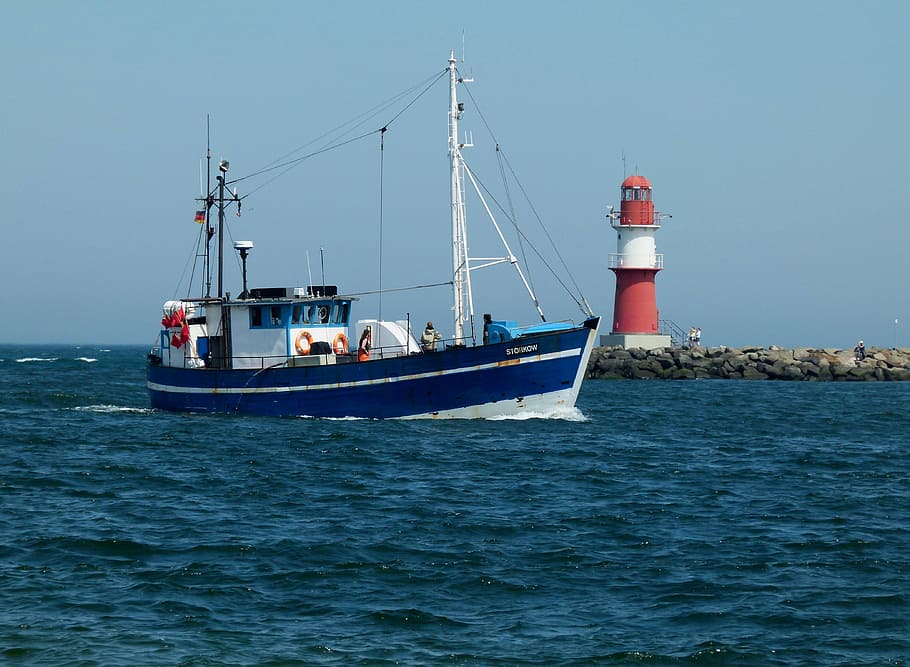 Cutter, Fishing, Warnemünde, seafaring, lighthouse, port, water, HD wallpaper