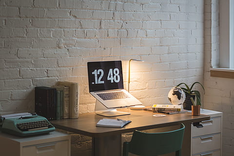 light, desk, laptop, table, chair, computer, digital, furniture HD wallpaper