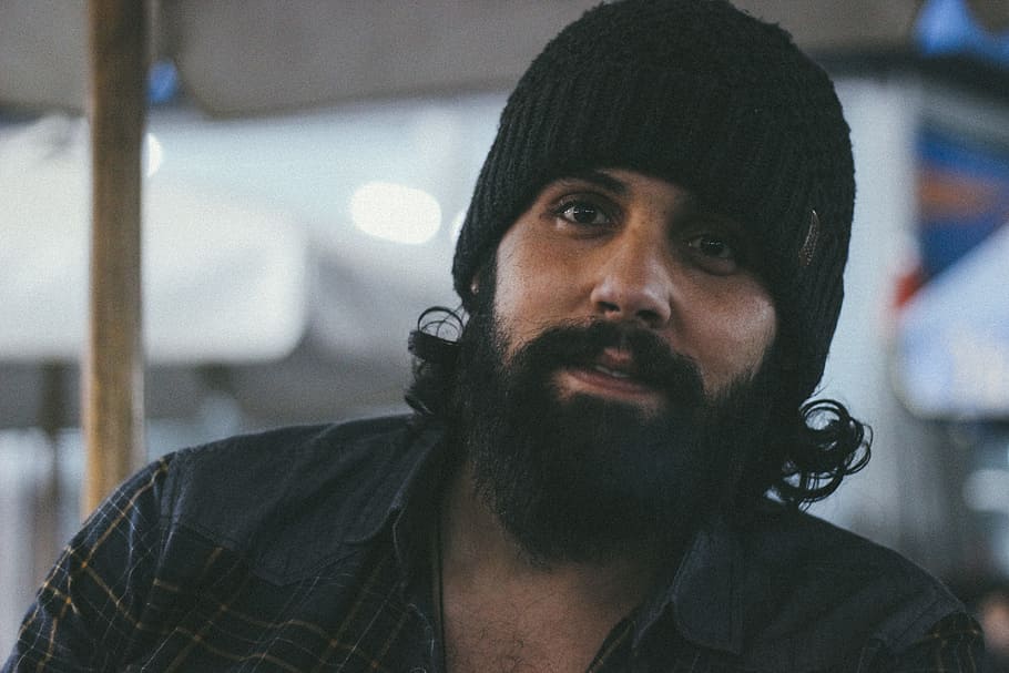 He still thinking …, portrait photo of man wearing knit cap HD wallpaper