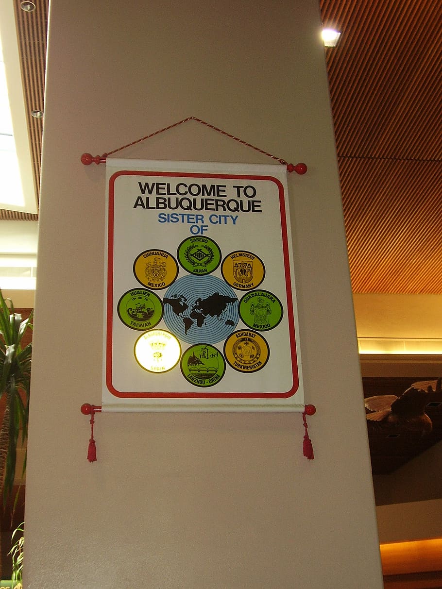 Banner at the Albuquerque Sunport  in New Mexico, airport, photos, HD wallpaper