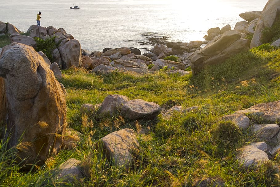 rock, beach, sun, solid, rock - object, water, sea, land, nature HD wallpaper