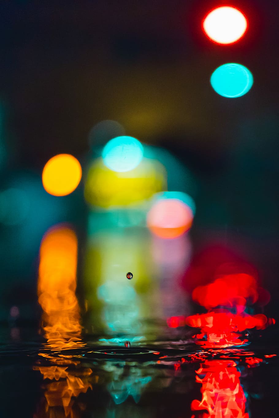 selective focus photo of water drop with lights background, water drop in bokeh photography HD wallpaper