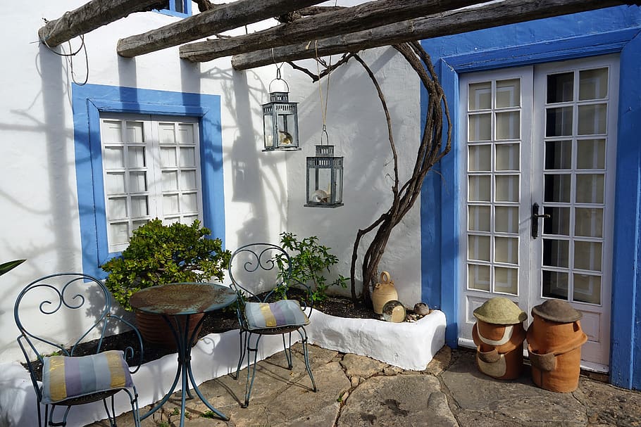 backyard, seating area, cozy, spain, rest, blue, architecture, HD wallpaper