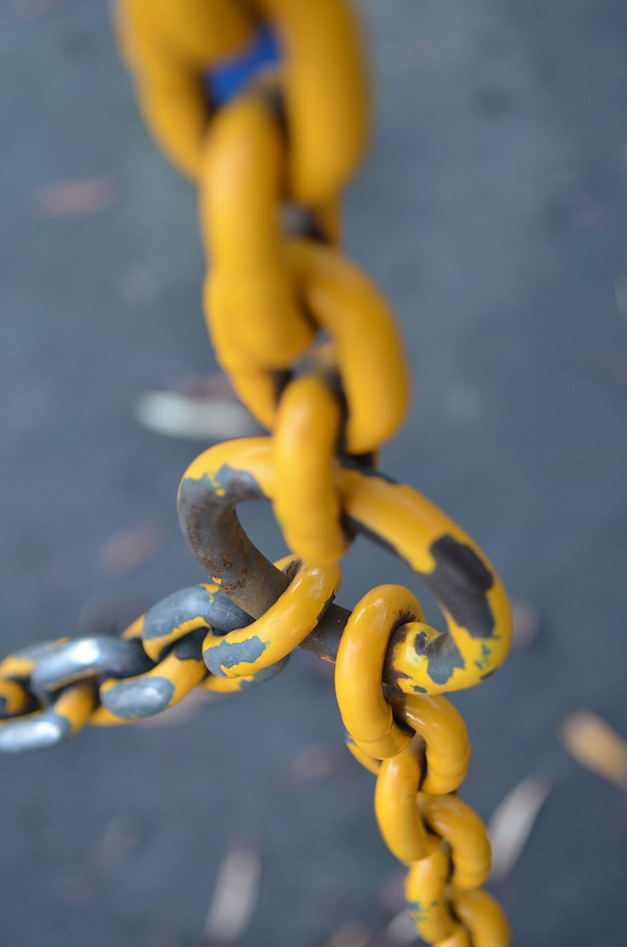 Yellow, Chains, Metallic, Connected, links, flexible, supporting HD wallpaper