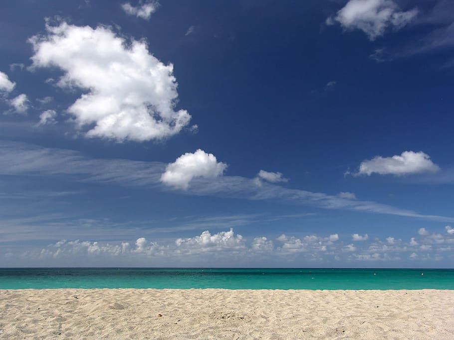 Sky, beach, and ocean horizon in Jamaica, clouds, photos, landscape HD wallpaper