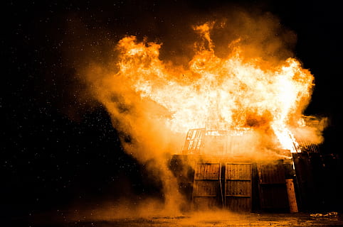 photography of burning house at nighttime, fire, flames, smoke HD wallpaper