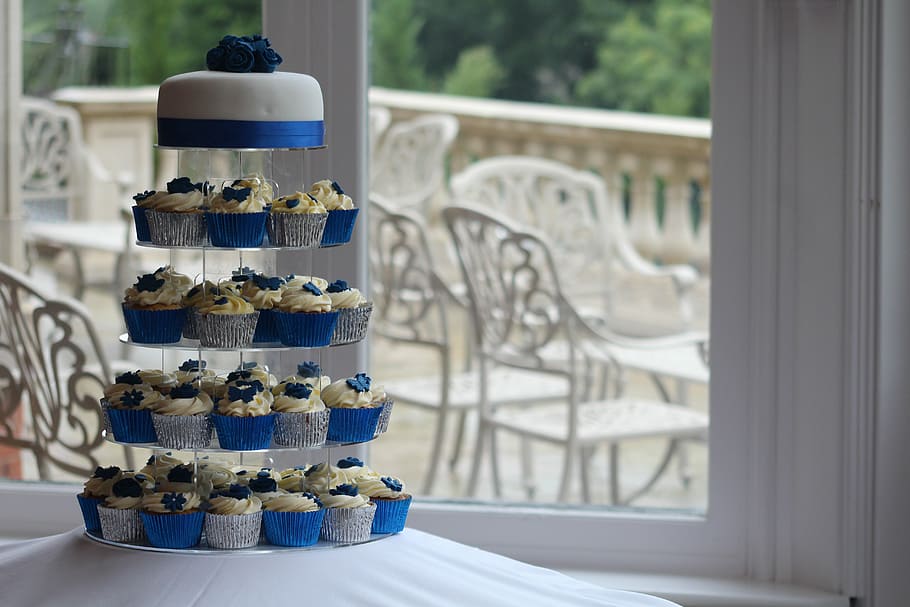 5-tier desert rack with cake and cupcakes, wedding, wedding cakes