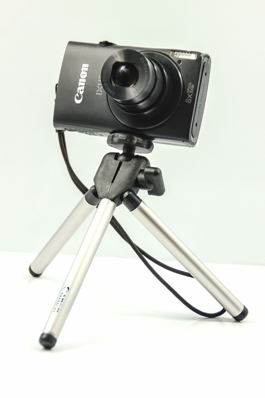Digital Camera, Canon, picture, device, black, white, tripod HD wallpaper