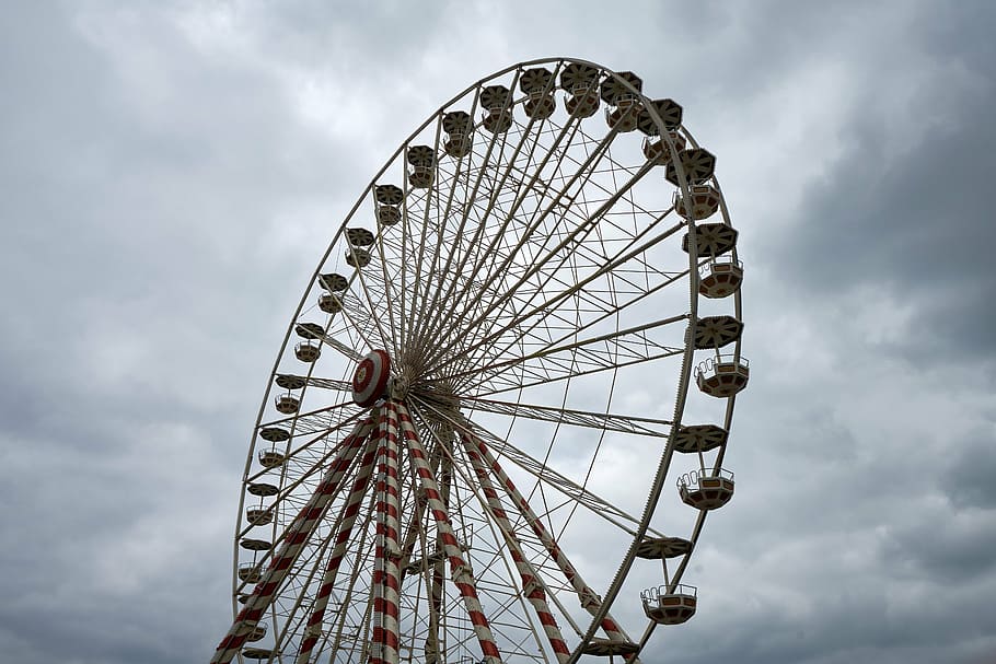 Ferris wheel ride under gray clouds at daytime, manege, height HD wallpaper