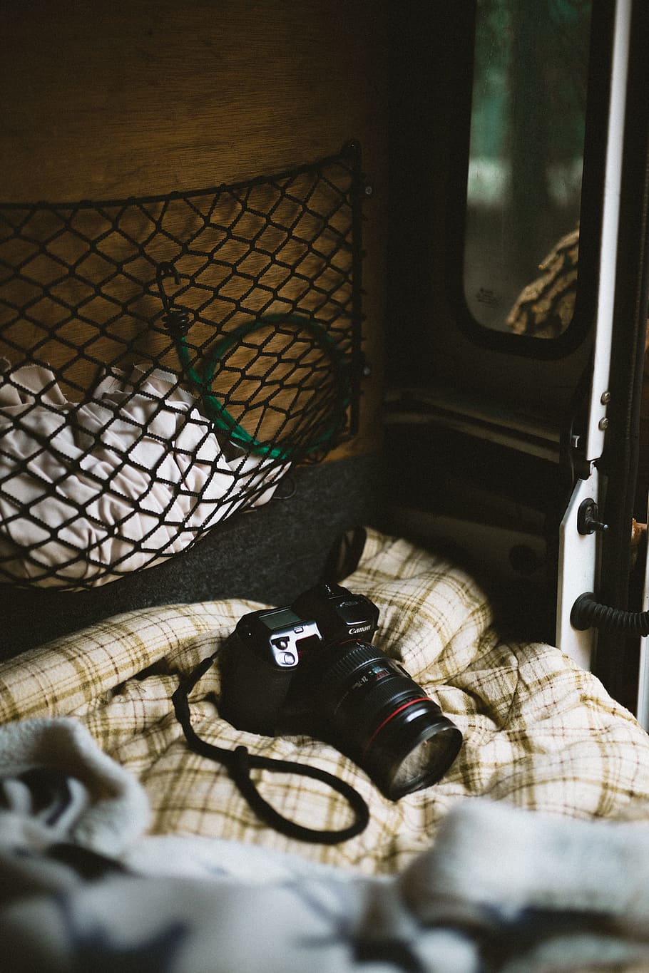 Frenham, black DSLR camera on beige textile, canon, equipment, HD wallpaper