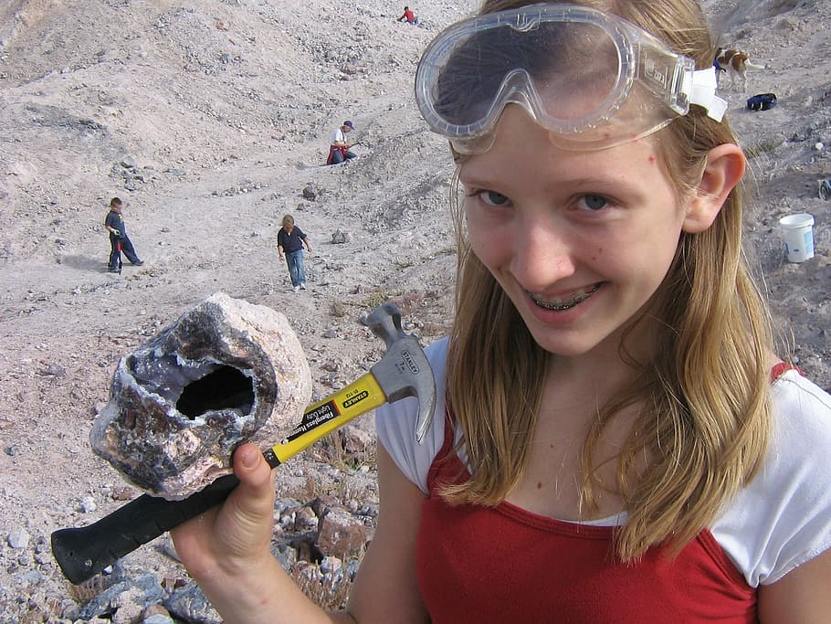 child, explore, rocks, adventure, girl power, play, hammer HD wallpaper