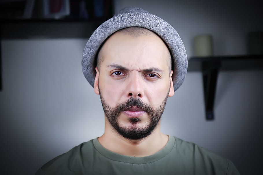 person, blur, hat, face, angry, beard, close-up, depth of field HD wallpaper