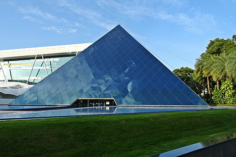 Building, Architecture, Pyramid, Modern, corporate, contemporary HD wallpaper
