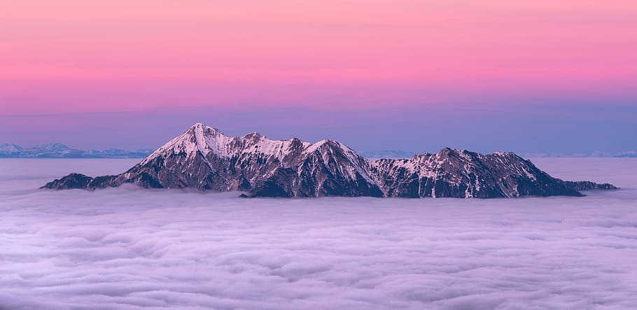 photo of snow-capped mountain surrounded by sea of clouds, photo of mountains with bed of clouds, HD wallpaper