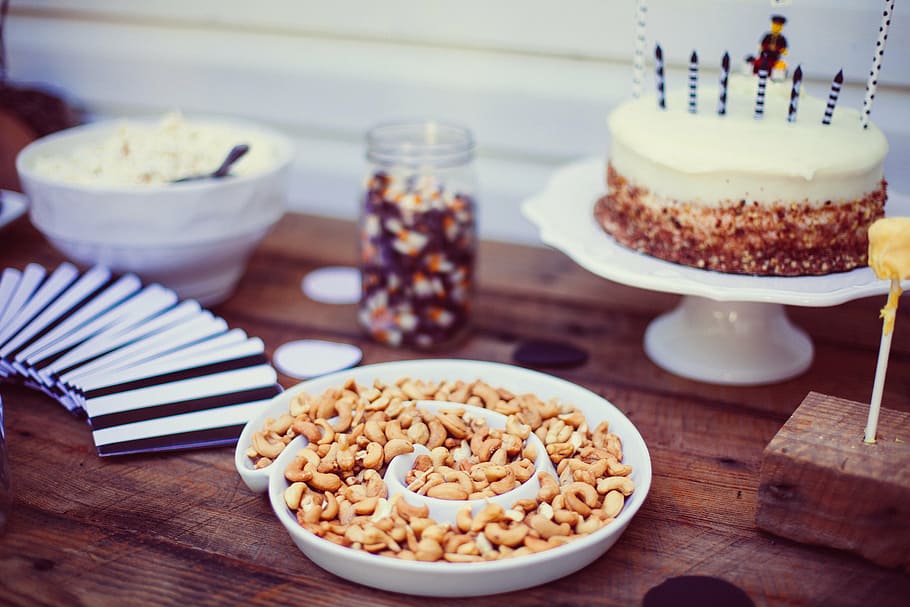 tray of pecan nuts, breakfast, food, snack, table, cake, buffet HD wallpaper