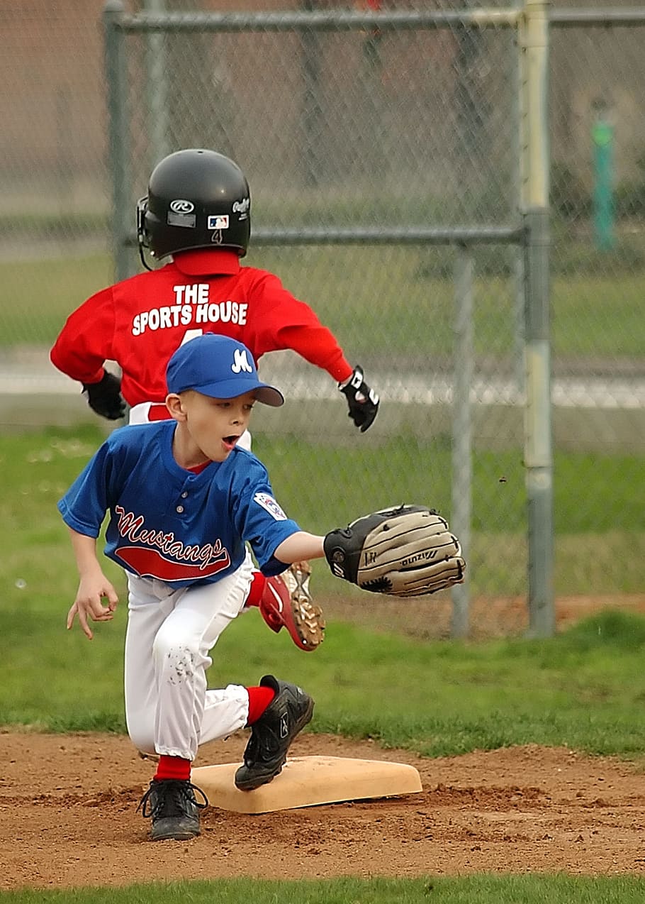 baseball, fielder, first base, sport, runner, little league HD wallpaper