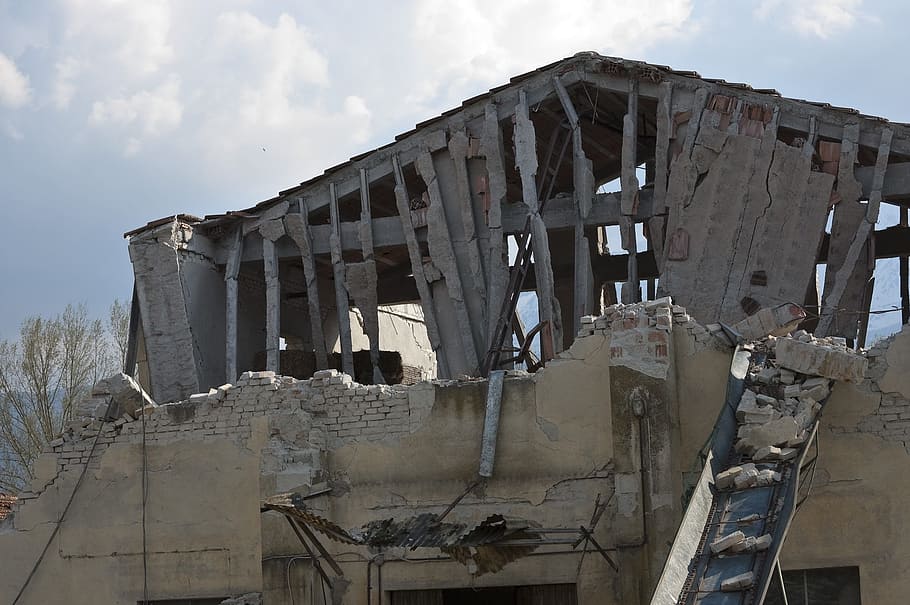 earthquake, rubble, collapse, disaster, house, roads, onna HD wallpaper