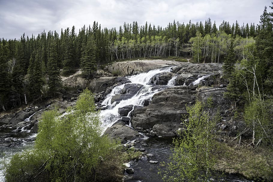 Fuller View of Cameron Falls on the Ingraham Trail, canada, cascading, HD wallpaper