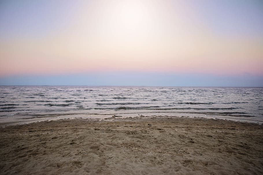 beach, sand, water, ocean, bay, summer, sunset, dusk, dawn HD wallpaper