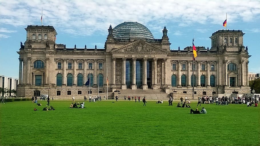 photo of brown concrete building during daytime, berlin, germany HD wallpaper