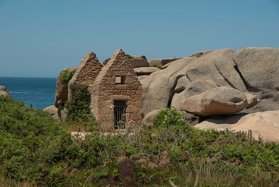 brittany, perros guirec, side, granite, plant, architecture HD wallpaper
