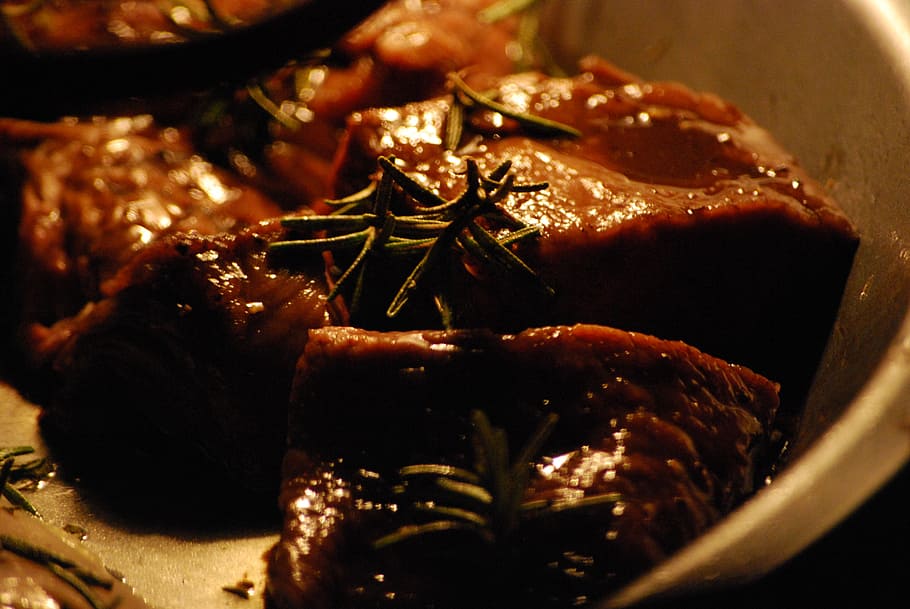 beef, cooking, oven, steak, meal, dinner, rosemary, juicy, tasty HD wallpaper