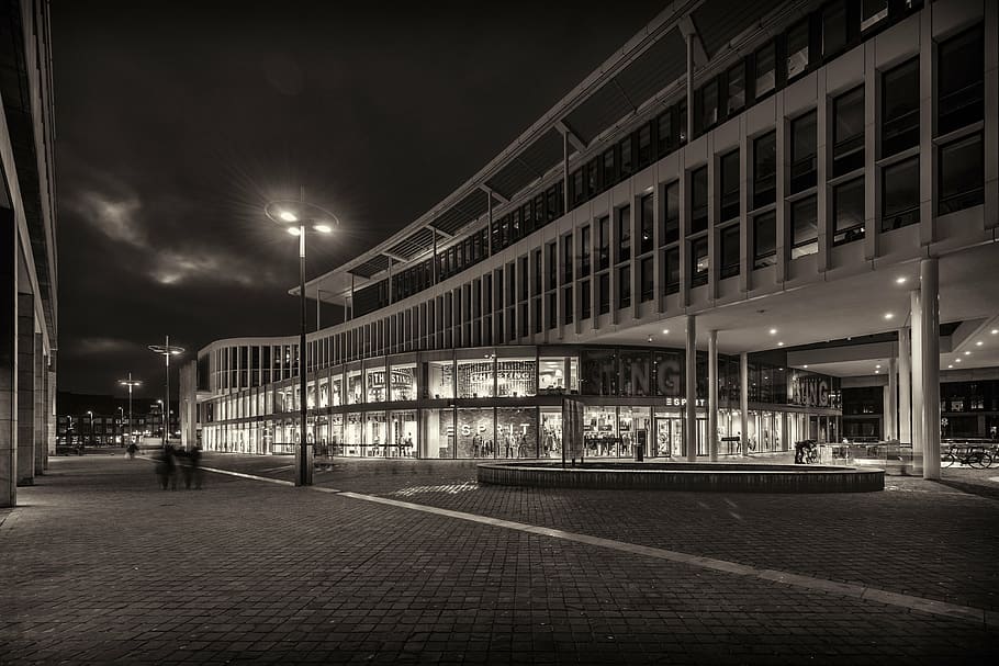 maastricht, bee, night, illuminated, street light, architecture HD wallpaper