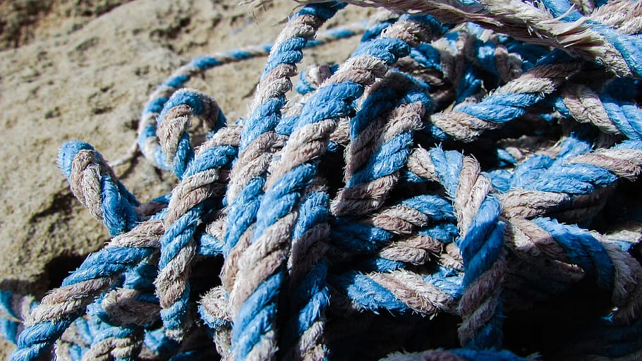 Rope, Waste, Weathered, discarded, frayed, dumped, beach, tied knot HD wallpaper