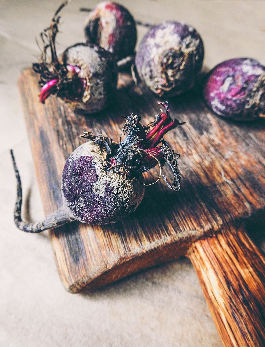 beetroot, vegetable, ingredient, kitchen, food, cutting board HD wallpaper