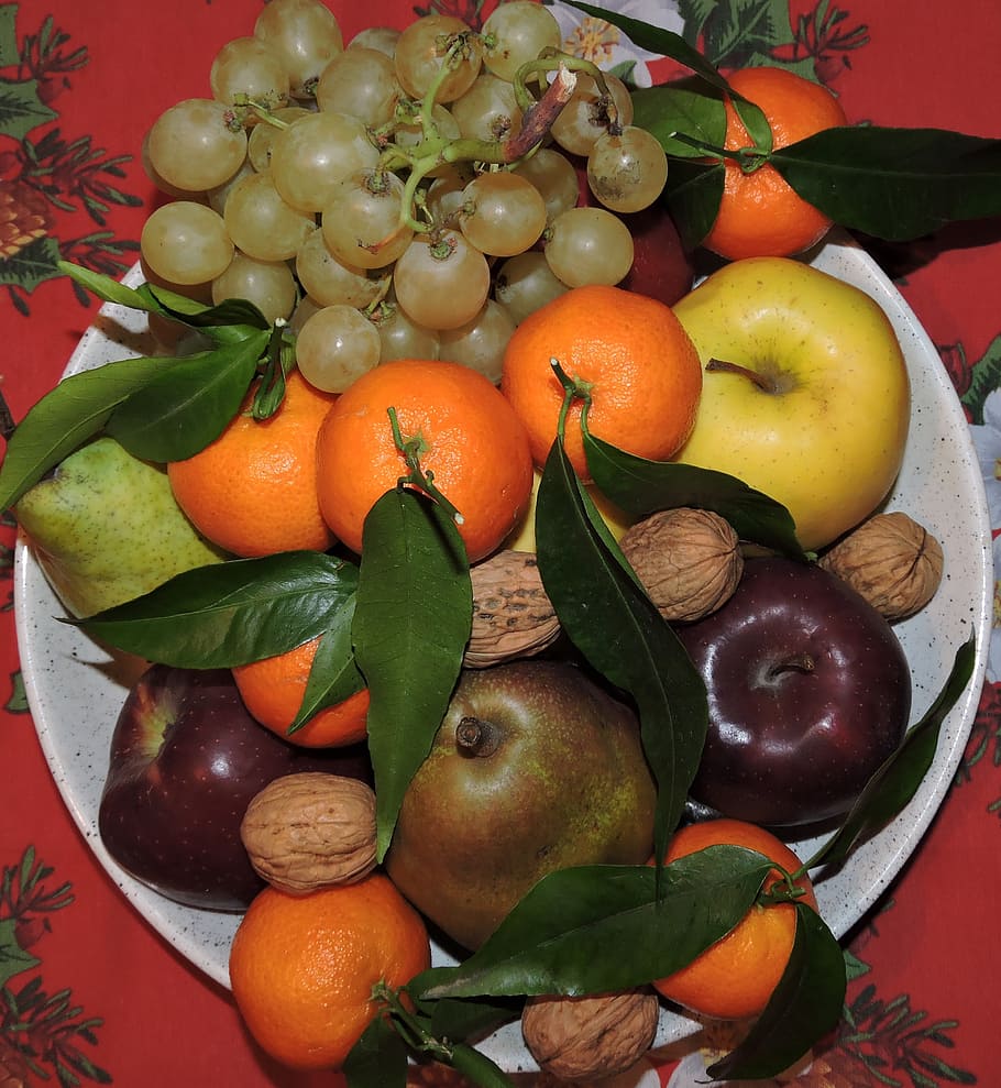 fruit, tray, apple, pera, orange, tangerine, grapes, walnut, HD wallpaper