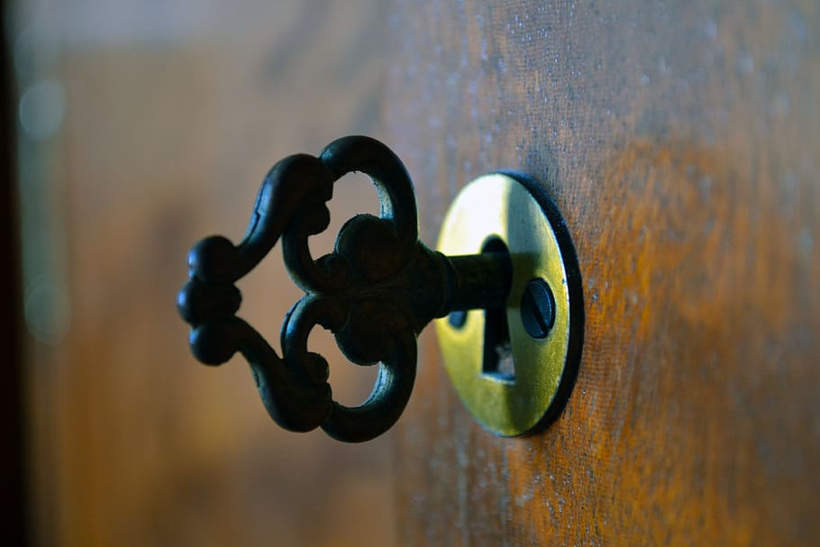 key, door, lock, security, metal, wood, keyhole, privacy, safety, HD wallpaper