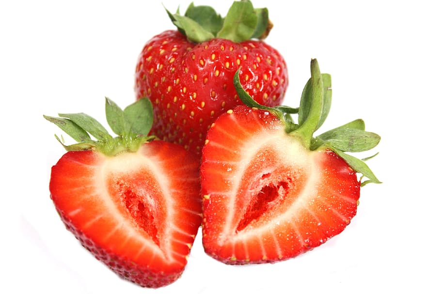sliced Strawberries, strawberry, red, fruit, food, healthy HD wallpaper