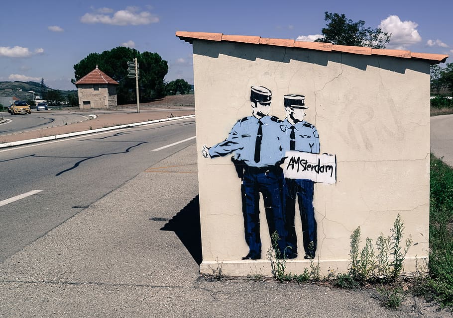 hitchhiking, cops, mural, paint, art, street, uniform, bus stop HD wallpaper