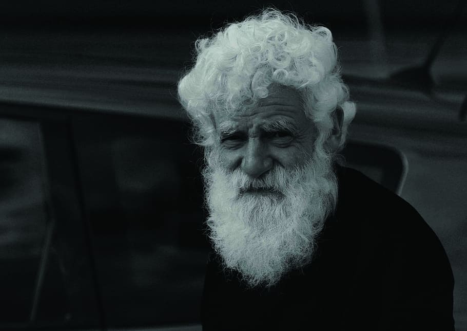 grayscale photography of man, man with white beard, male, elderly HD wallpaper