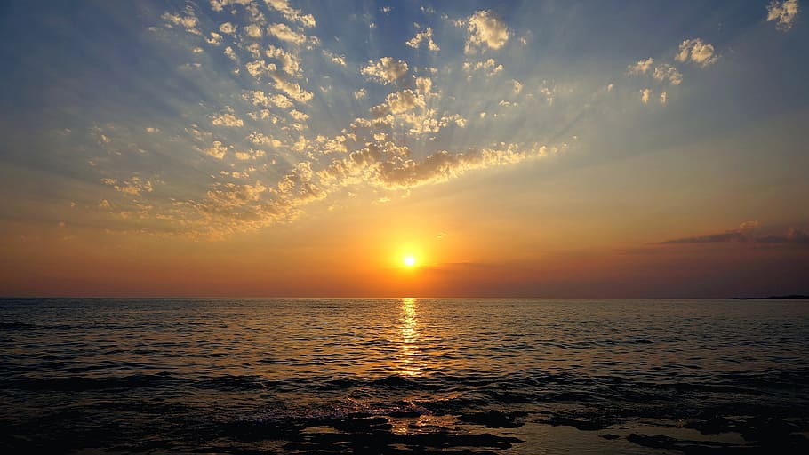 calm body of water during golden hour, sunset, sea, wave, clouds HD wallpaper
