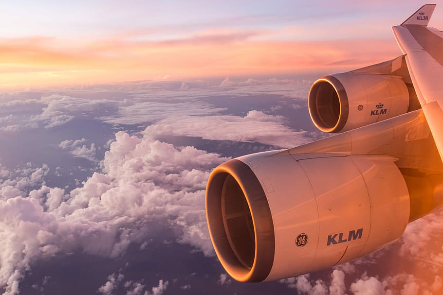 white air plane wing, white airplane turbine, aircraft, cloud HD wallpaper