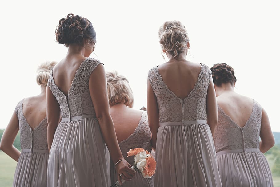 bridesmaids wearing gray gowns, several bride's maids facing backward, HD wallpaper