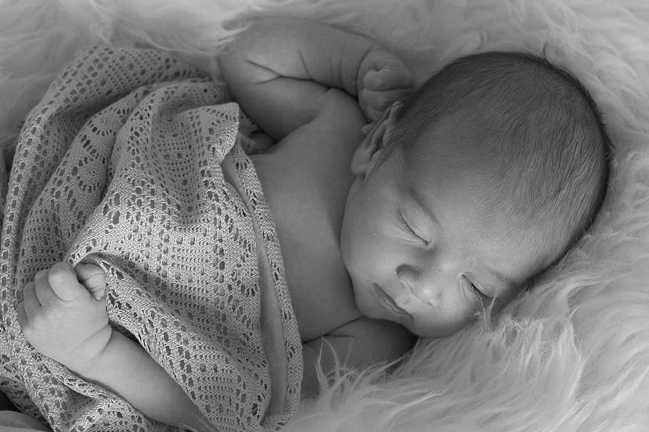 grayscale photography of a baby sleeping on white fur comforter, HD wallpaper
