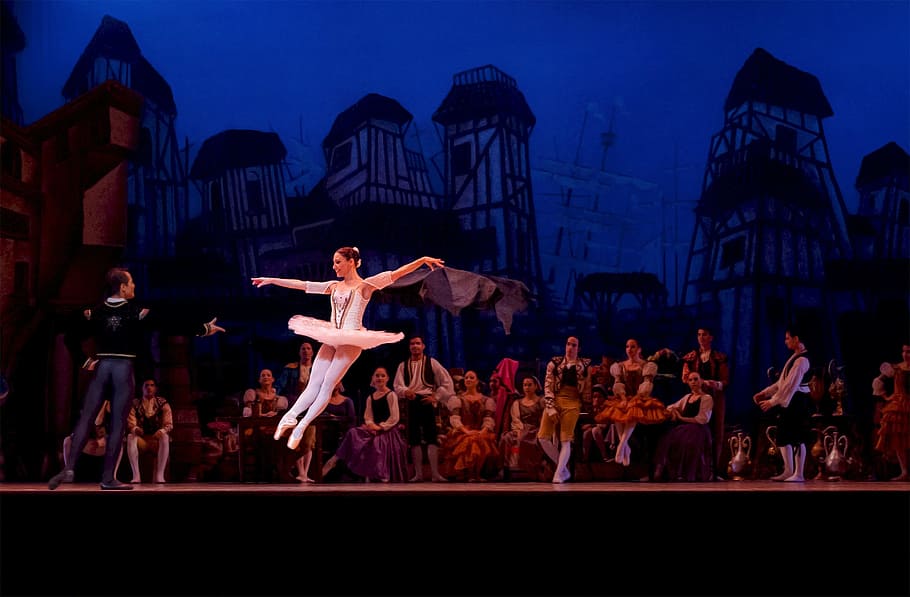 two person dancing ballet on stage, Performance, Don Quixote, HD wallpaper