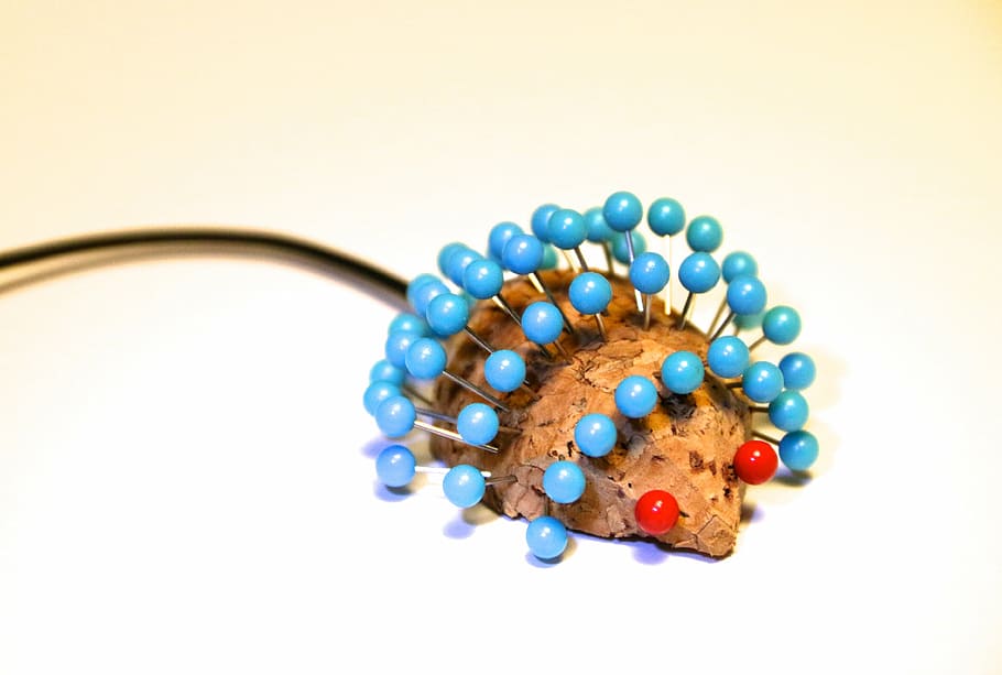 mouse, cork, needles, korkmaus, imitation, red eyes, studio shot HD wallpaper
