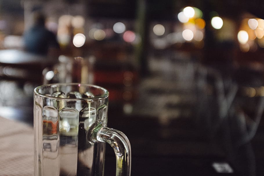 Empty beer glass, food and Drink, restaurant, pub, table, cafe HD wallpaper