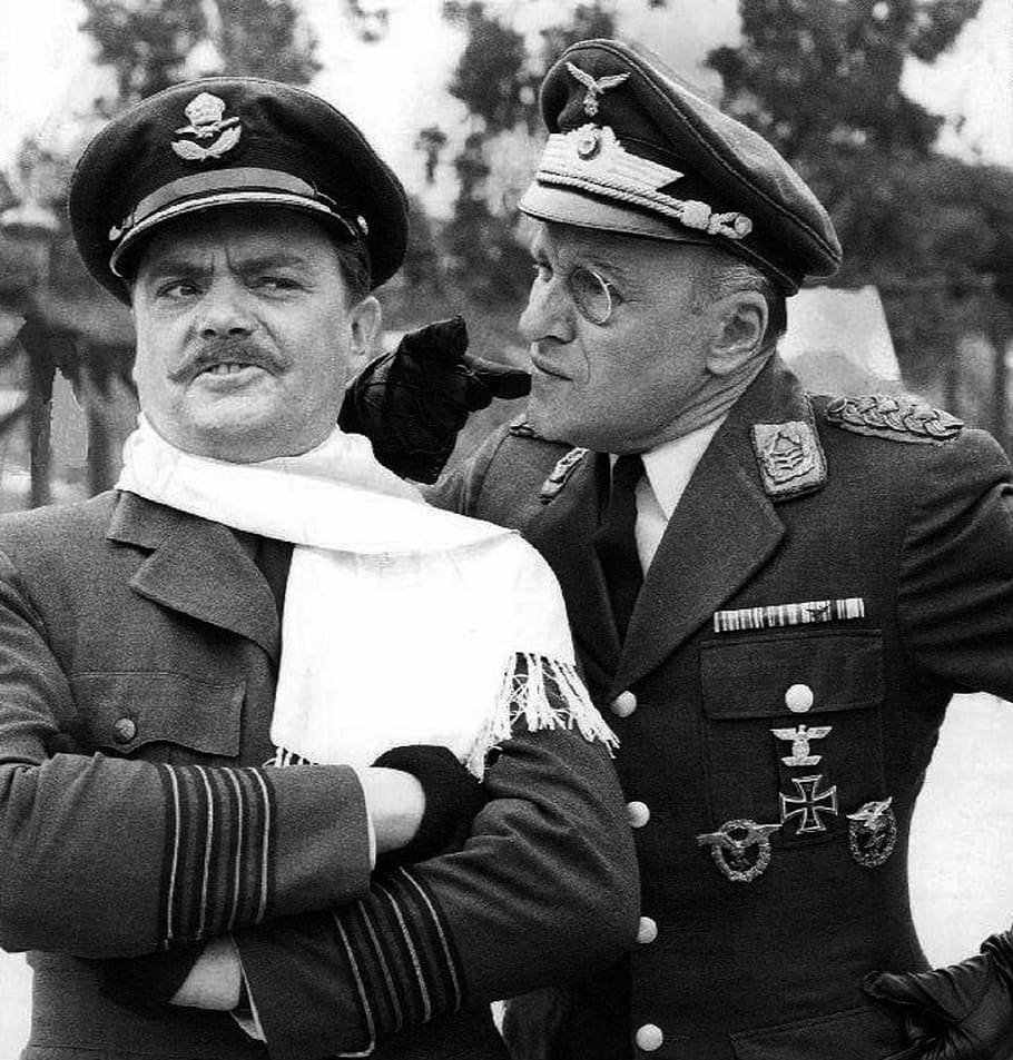 Bernard Fox, Werner Klemperer, Actors, tv, hogan's heroes, television HD wallpaper
