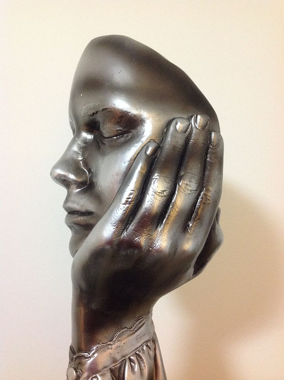 gray steel face statuette, pensive, contemplation, thoughtful HD wallpaper