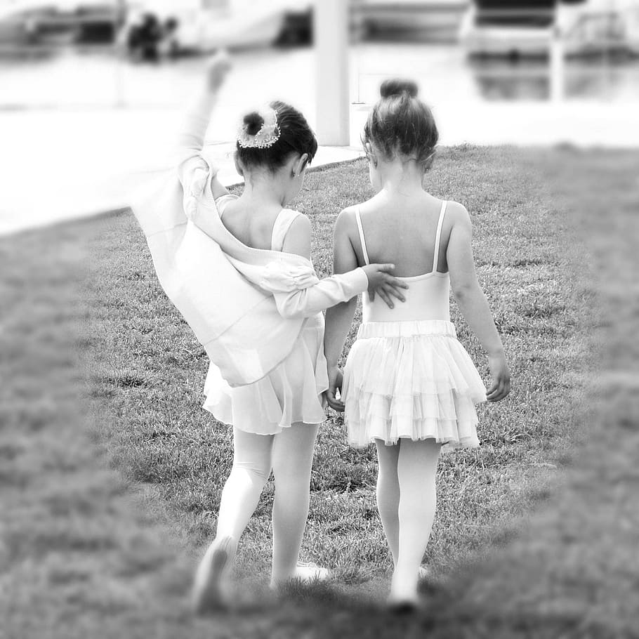 two girl's wearing sleeveless dresses photo, ballet, tips, dance HD wallpaper