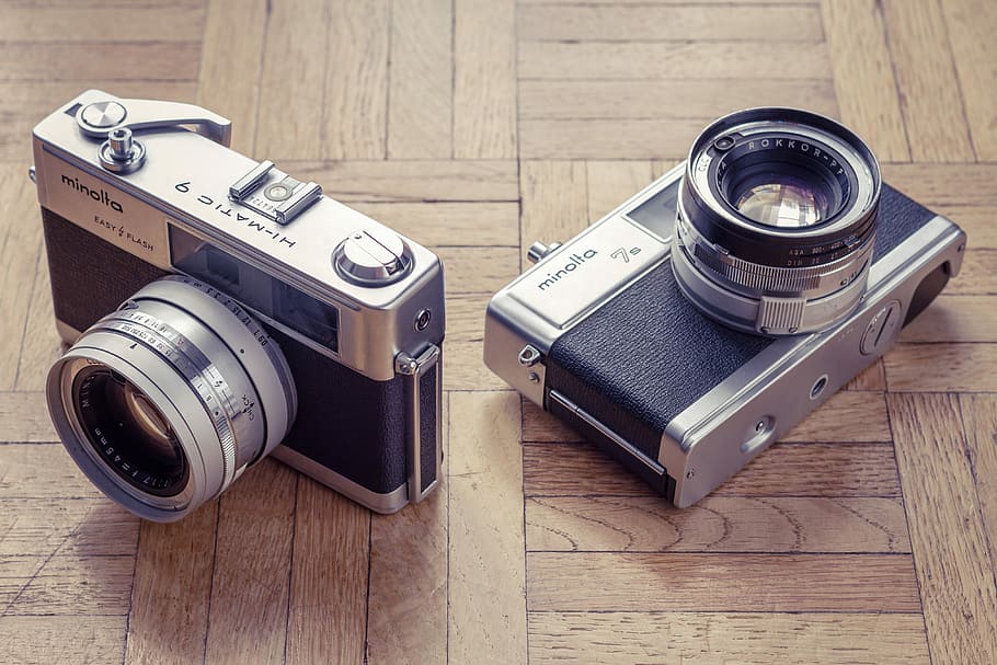 Film camera : Minolta Hi-Matic 7s & 9, two black-and-silver Minolla cameras, HD wallpaper