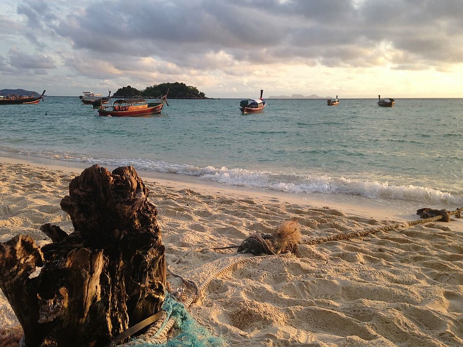 several boats near beach, thailand, koh lipe, sunrise, thai fishing boat, HD wallpaper