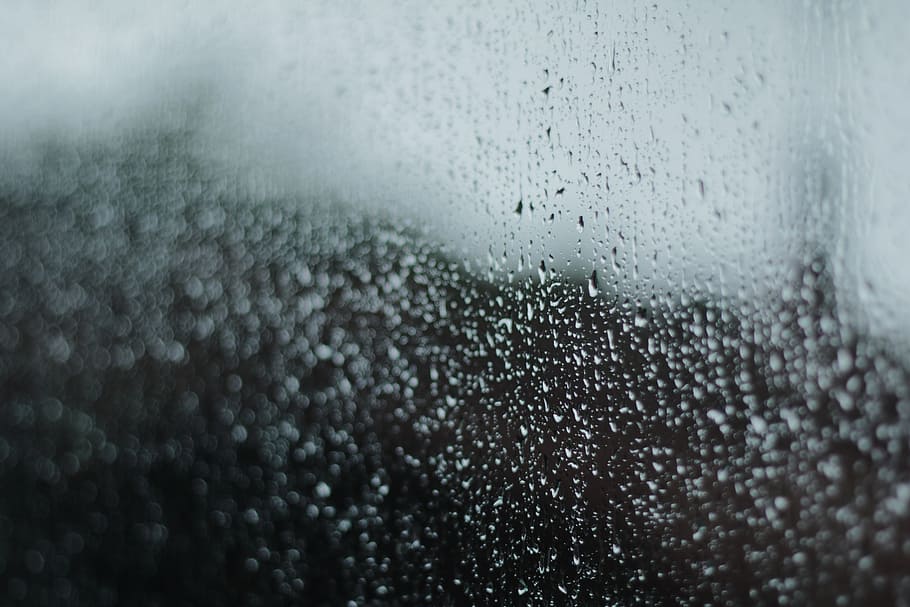water mist through clear glass panel in selective focus photography, HD wallpaper