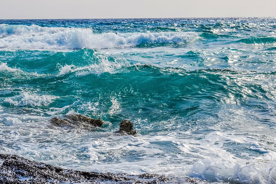 water waves hitting rock formation, foam, spray, sea, nature HD wallpaper