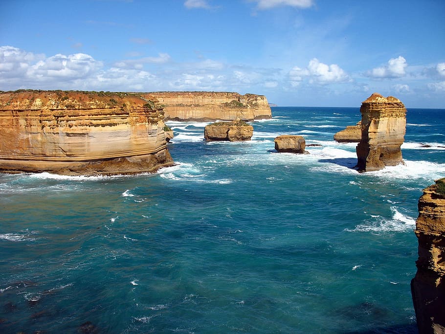 water splashing of cliffs during daytime, melbourne, great HD wallpaper