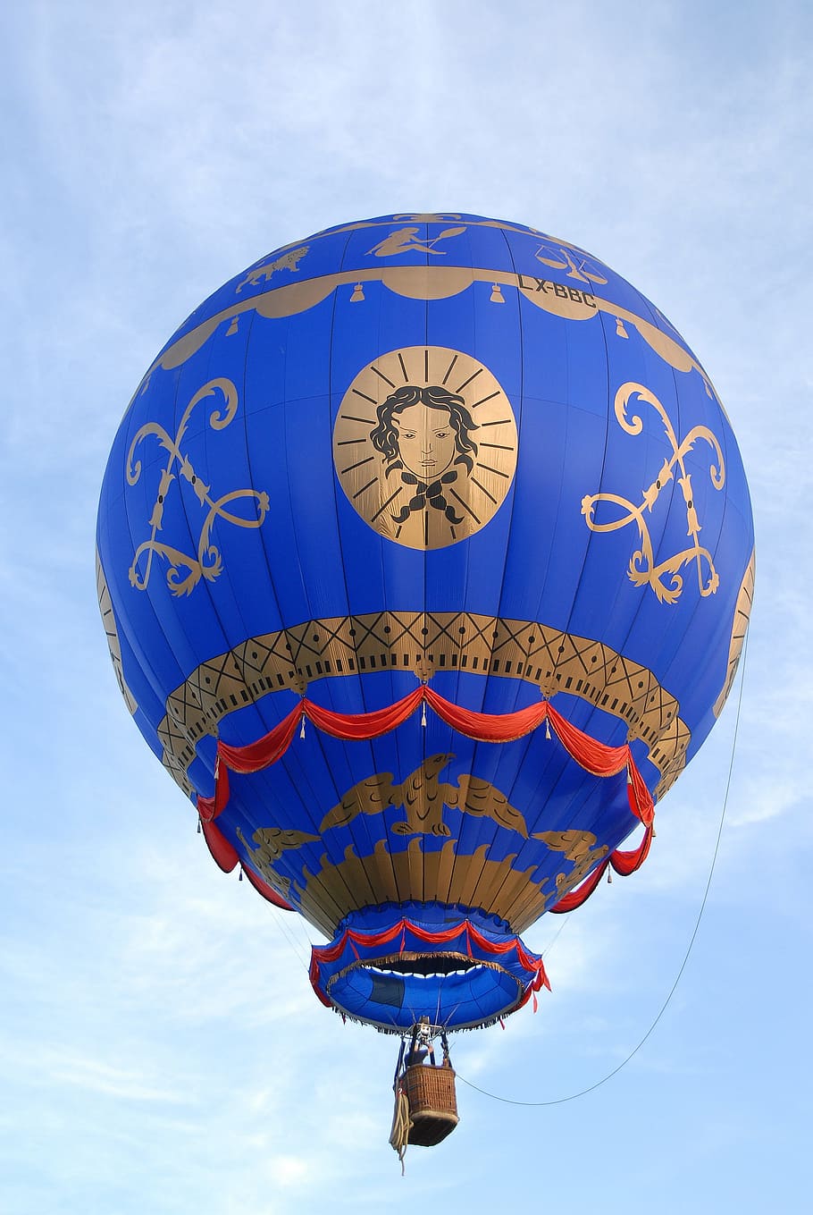 hot-air ballooning, sky, blue, flight, travel, dom, hot air ballooning, HD wallpaper